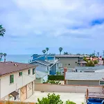Steps 2 Ocean & Surfing Ocean Views Rooftop Deck